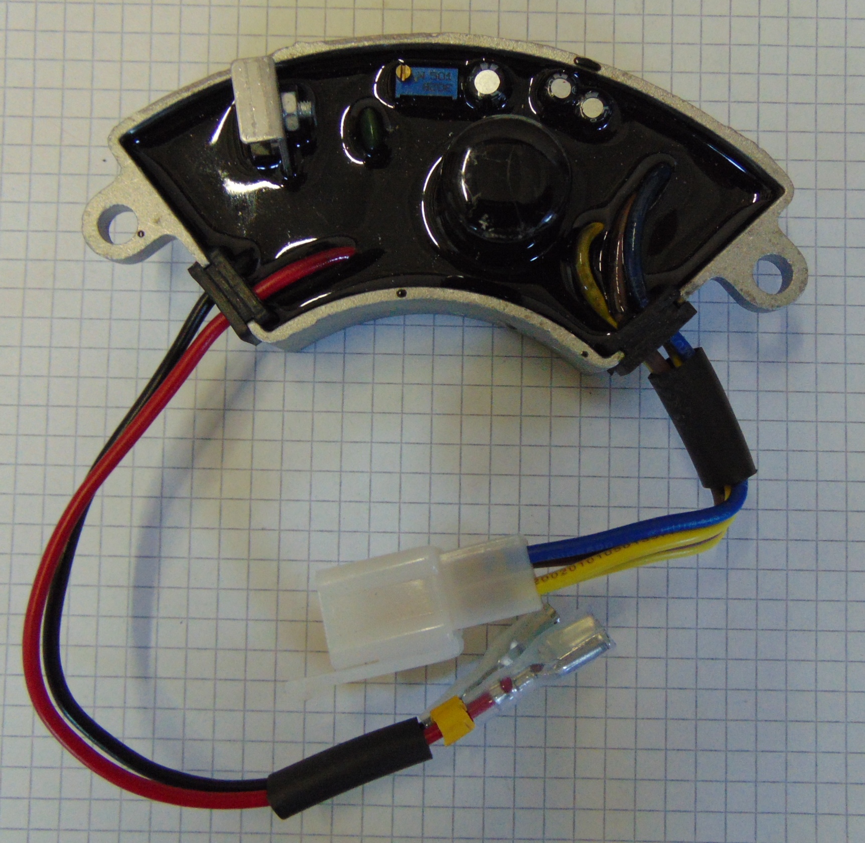 AVR regulátor 1F 2-3 kW