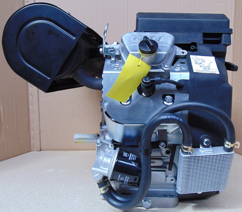 Motor HG690QE, 2-válcový  23 koní, elektrostart, hř. 25,4mm